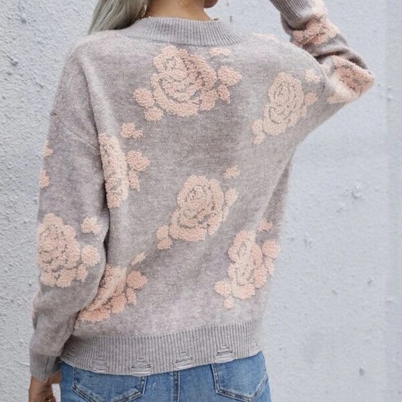 New floral long  sleeve sweater - Picture 4 of 5